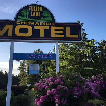 Fuller Lake Chemainus Motel Buitenkant foto